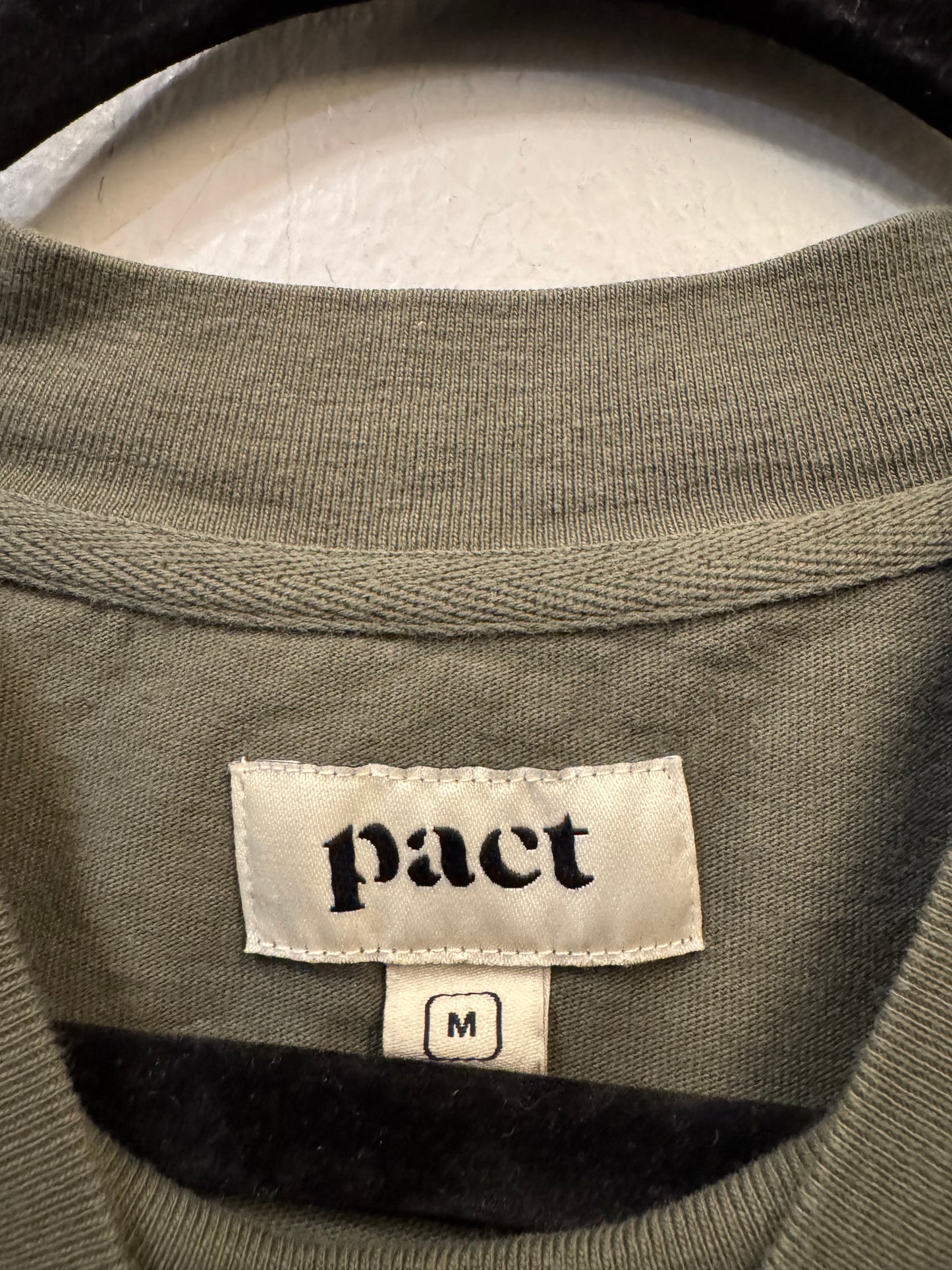 Top Long Sleeve By pact In Green, Size: M