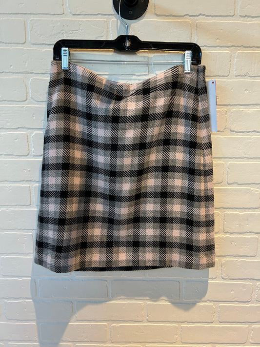 Skirt Mini & Short By Talbots In Grey & Pink, Size: 6
