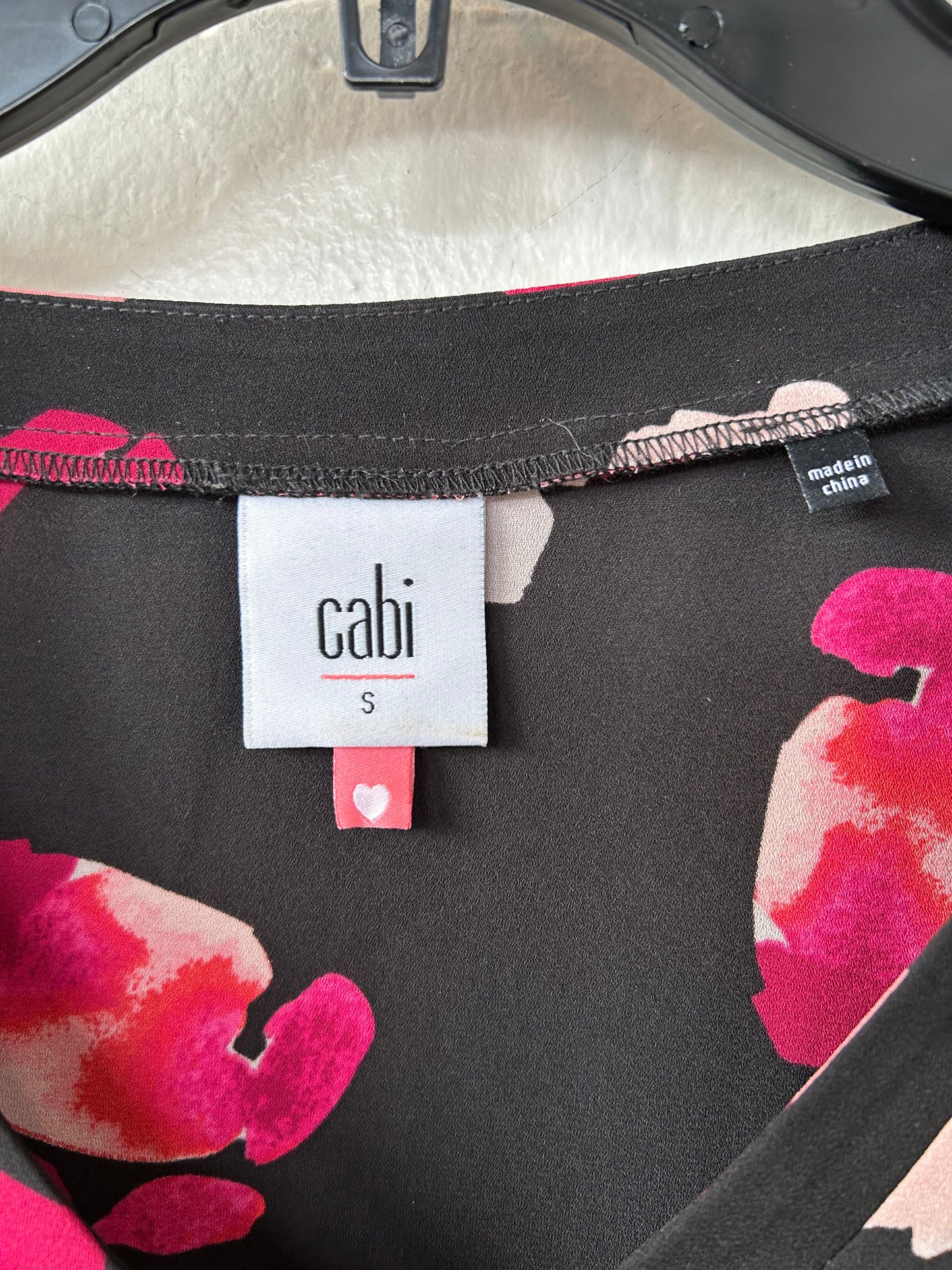 Top Short Sleeve By Cabi  Size: S