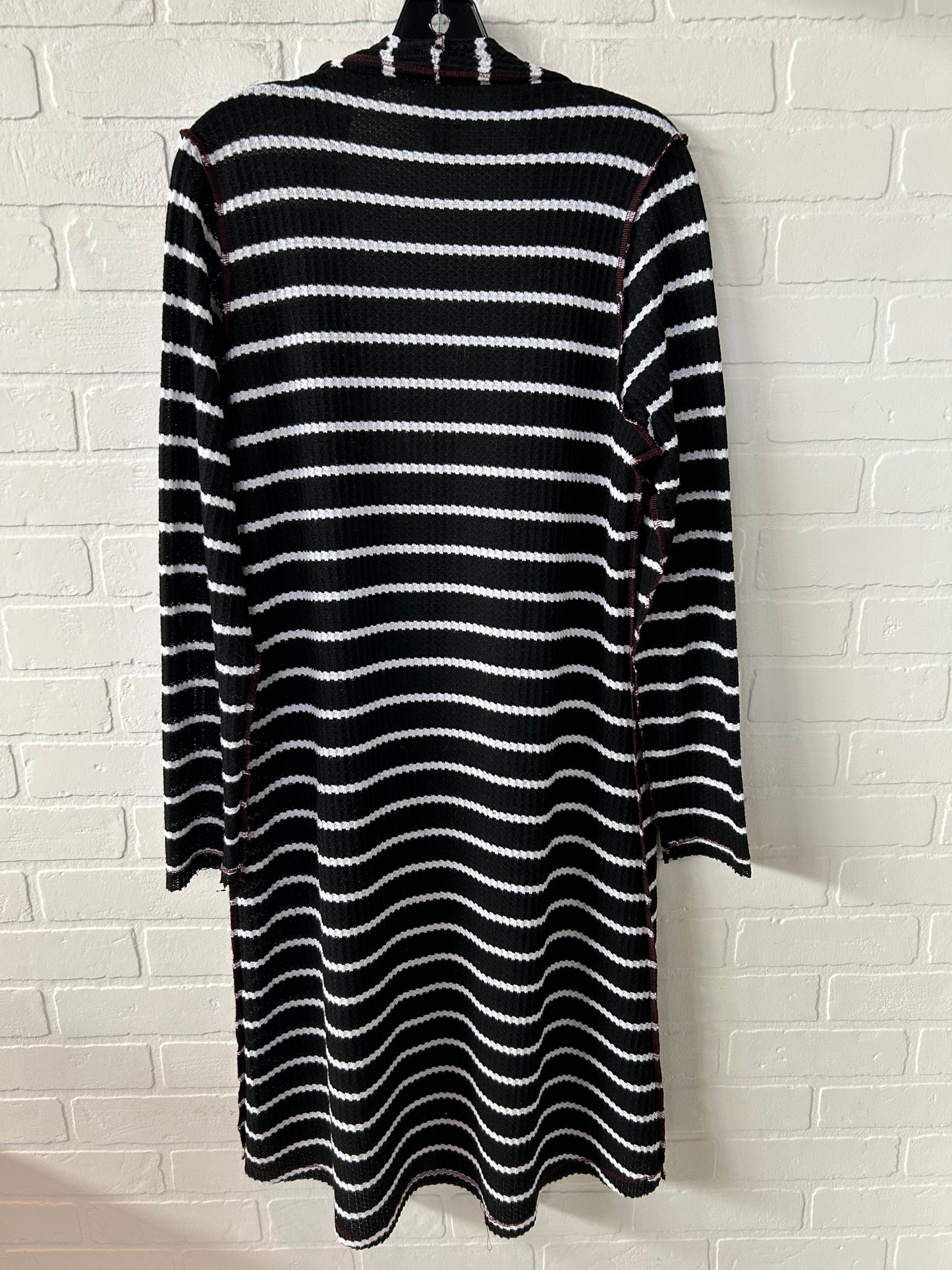 Cardigan By Daytrip  Size: M
