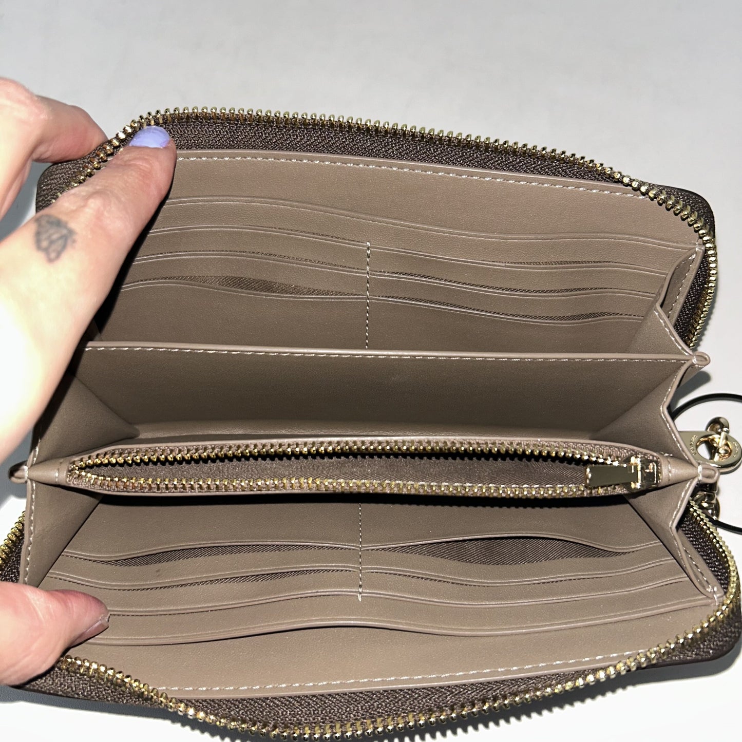 Wallet Designer By Coach  Size: Large