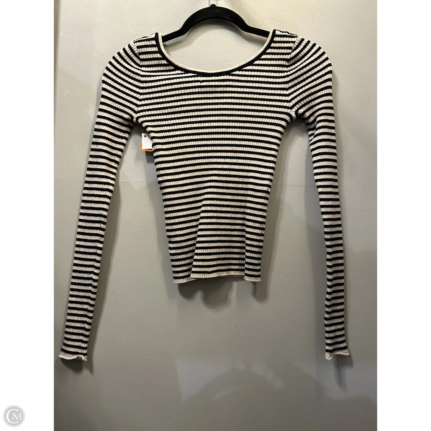 Top Long Sleeve By Universal Thread In Black & Cream, Size: Xs