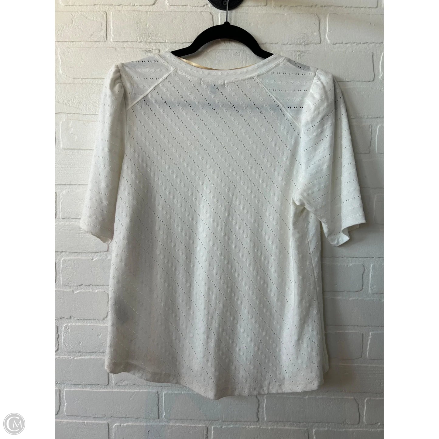 Top Short Sleeve By Democracy In White, Size: M