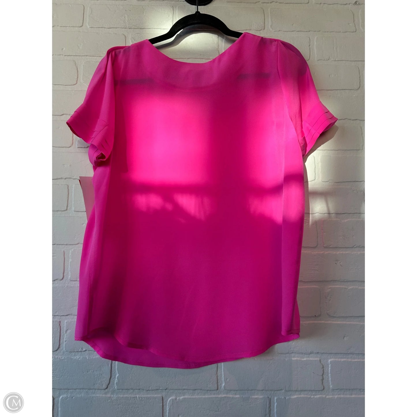 Top Short Sleeve By Line & Dot In Pink, Size: L