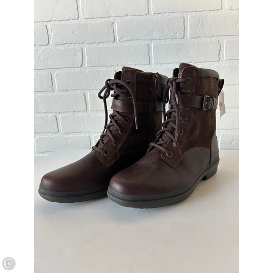 Boots Designer By Ugg In Brown, Size: 8