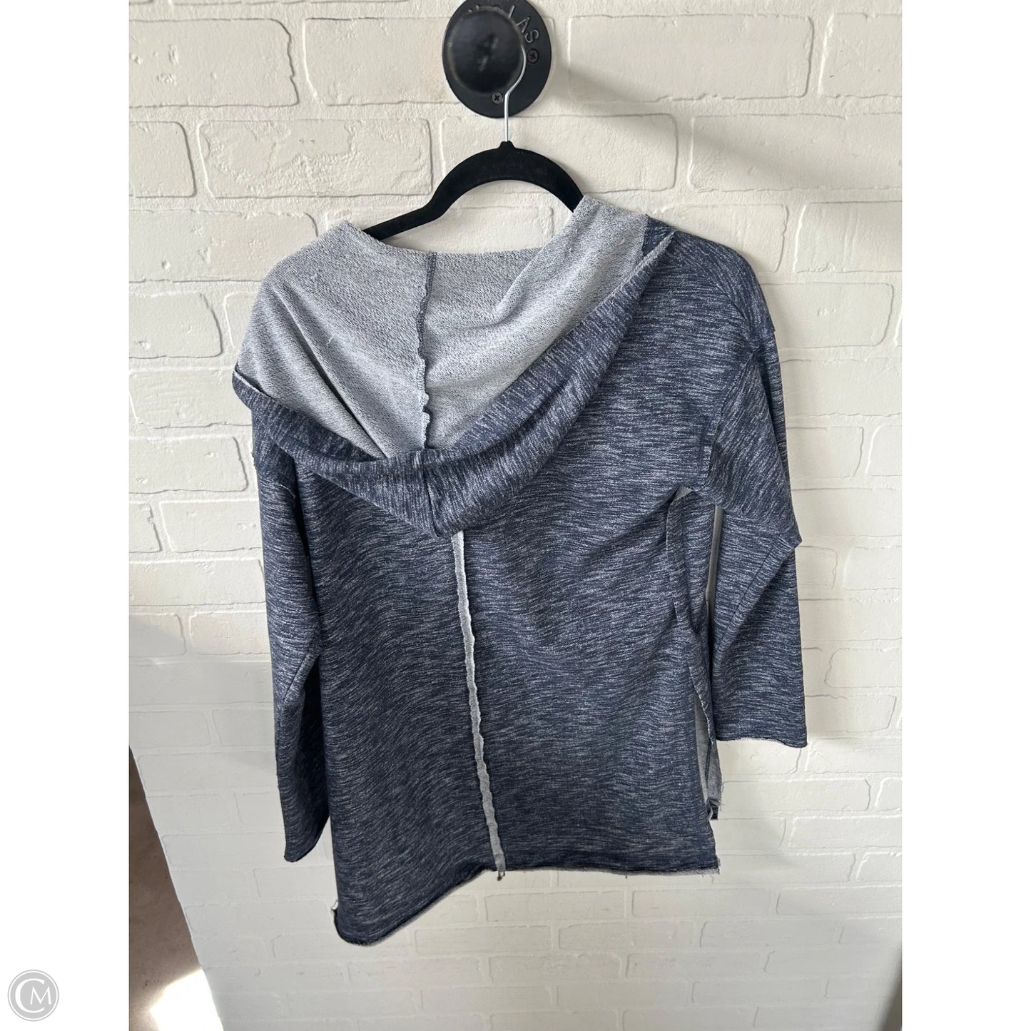 Top Long Sleeve By Gibson In Blue, Size: L