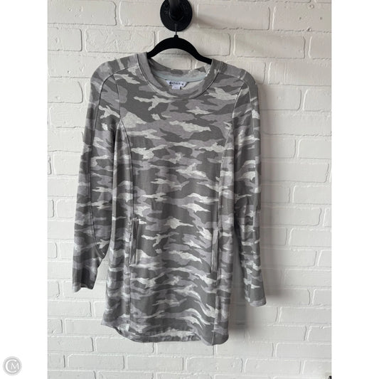 Athletic Dress By Athleta In Grey & White, Size: Xs