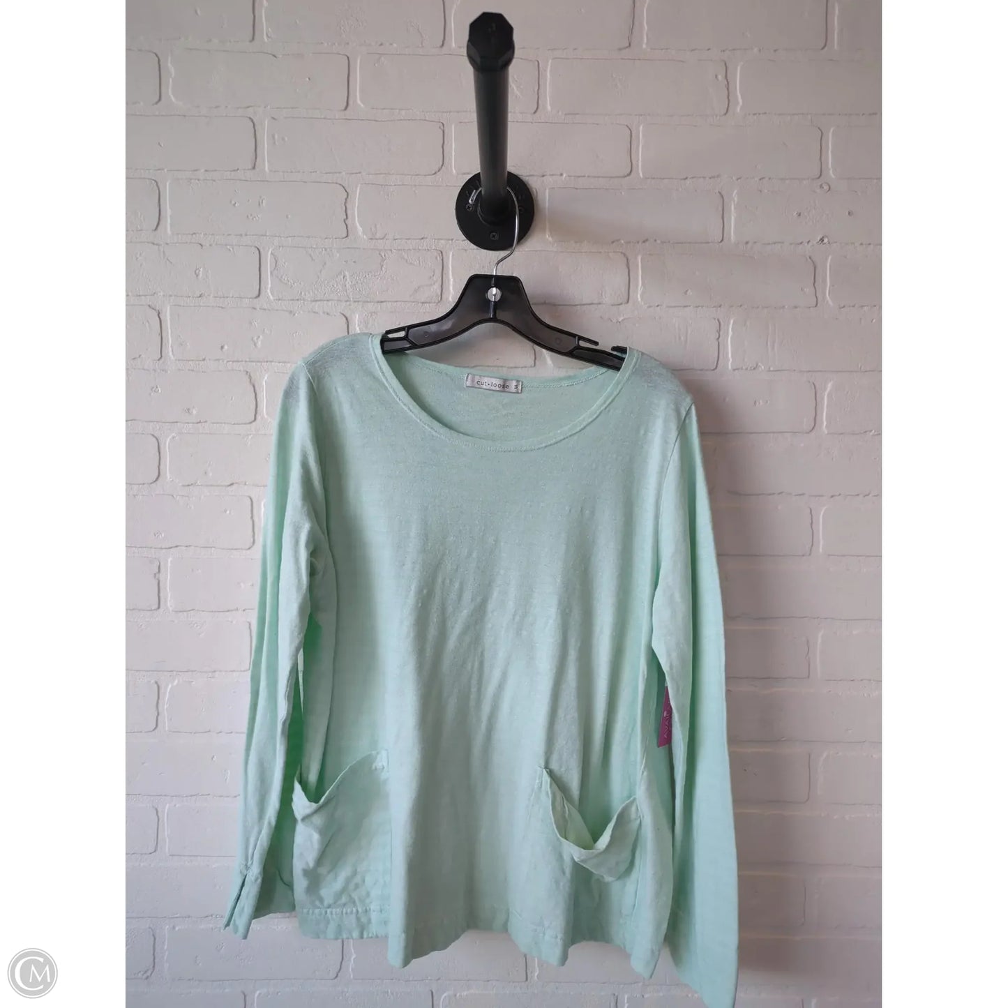Top Long Sleeve By Cut Loose In Green, Size: M