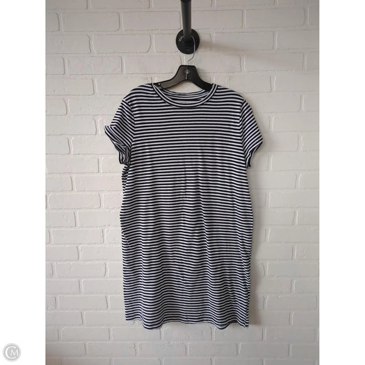 Dress Casual Short By Time And Tru In Black & White, Size: M