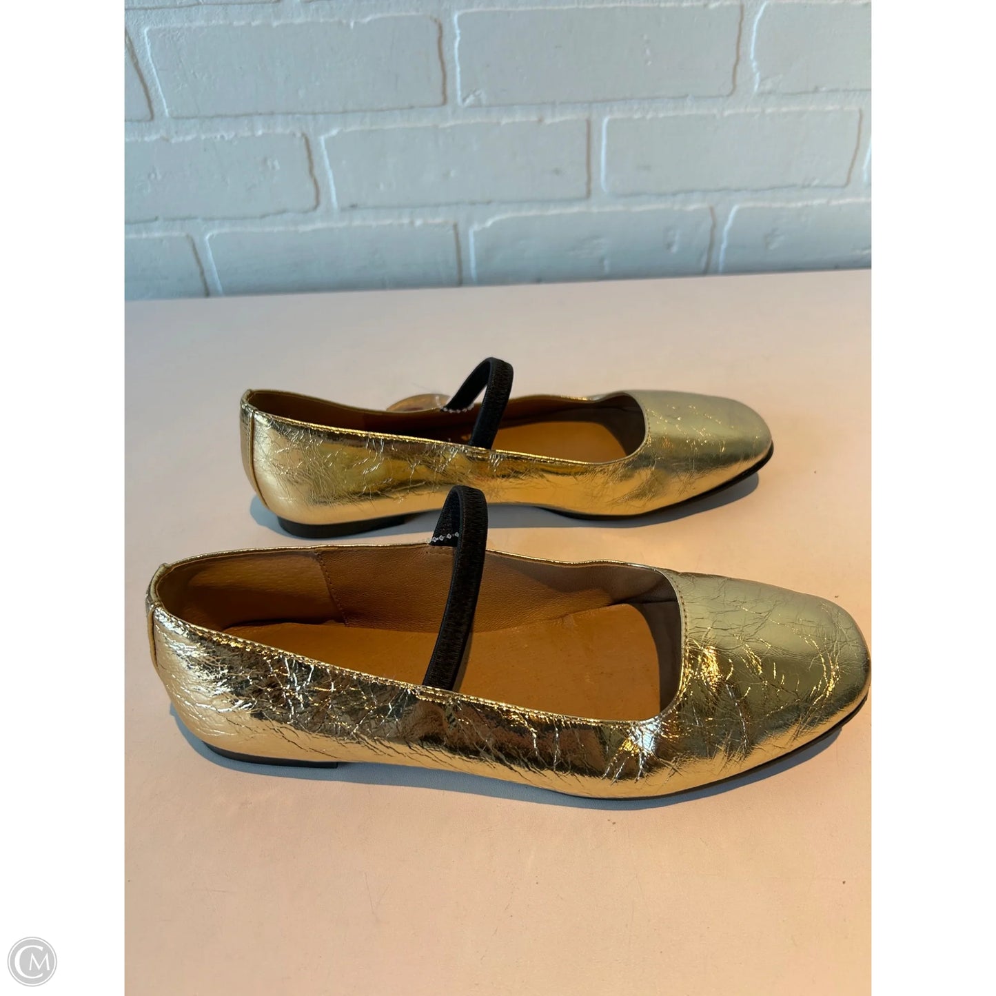 Shoes Flats By Madewell In Gold, Size: 7