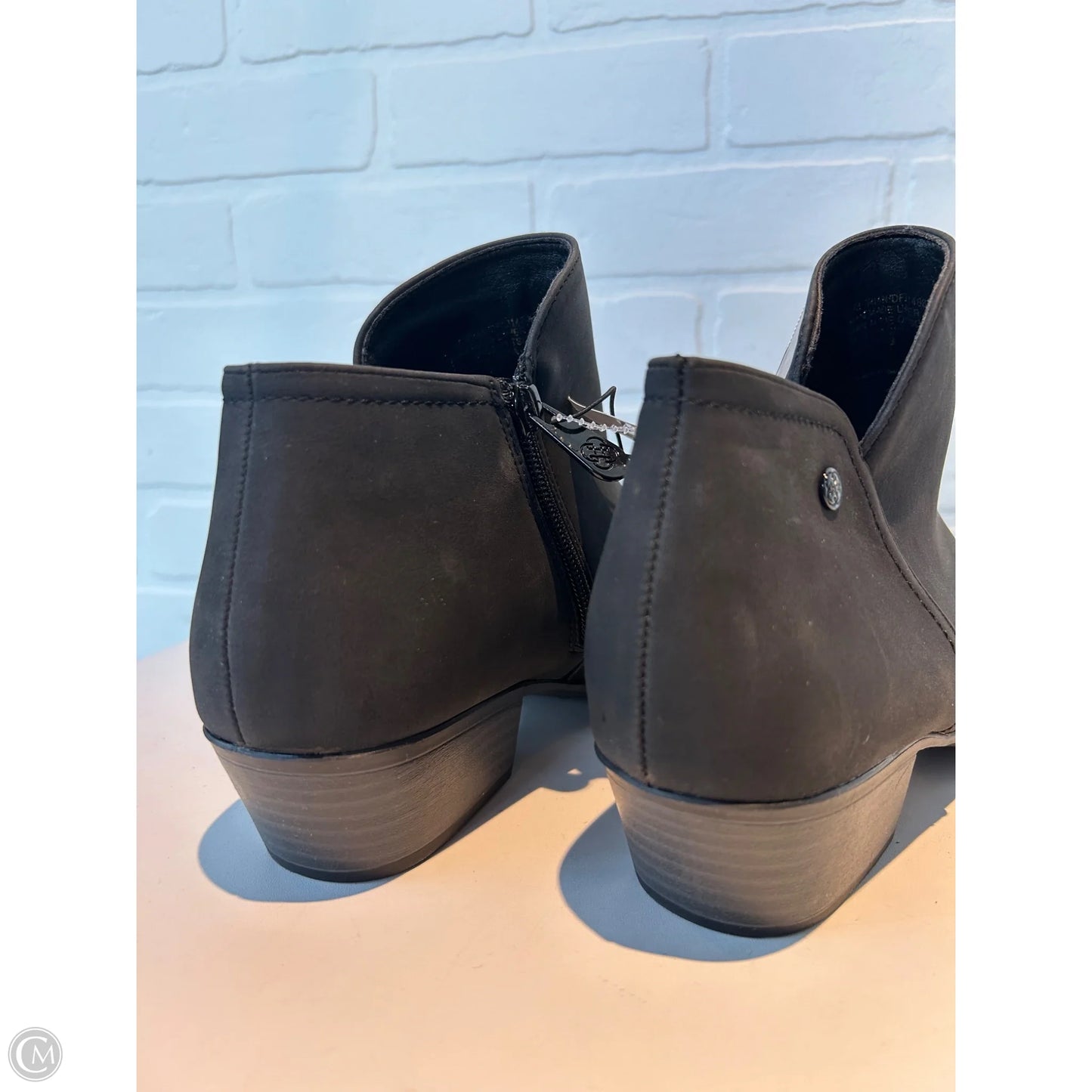 Boots Ankle Heels By Daisy Fuentes In Black, Size: 9.5