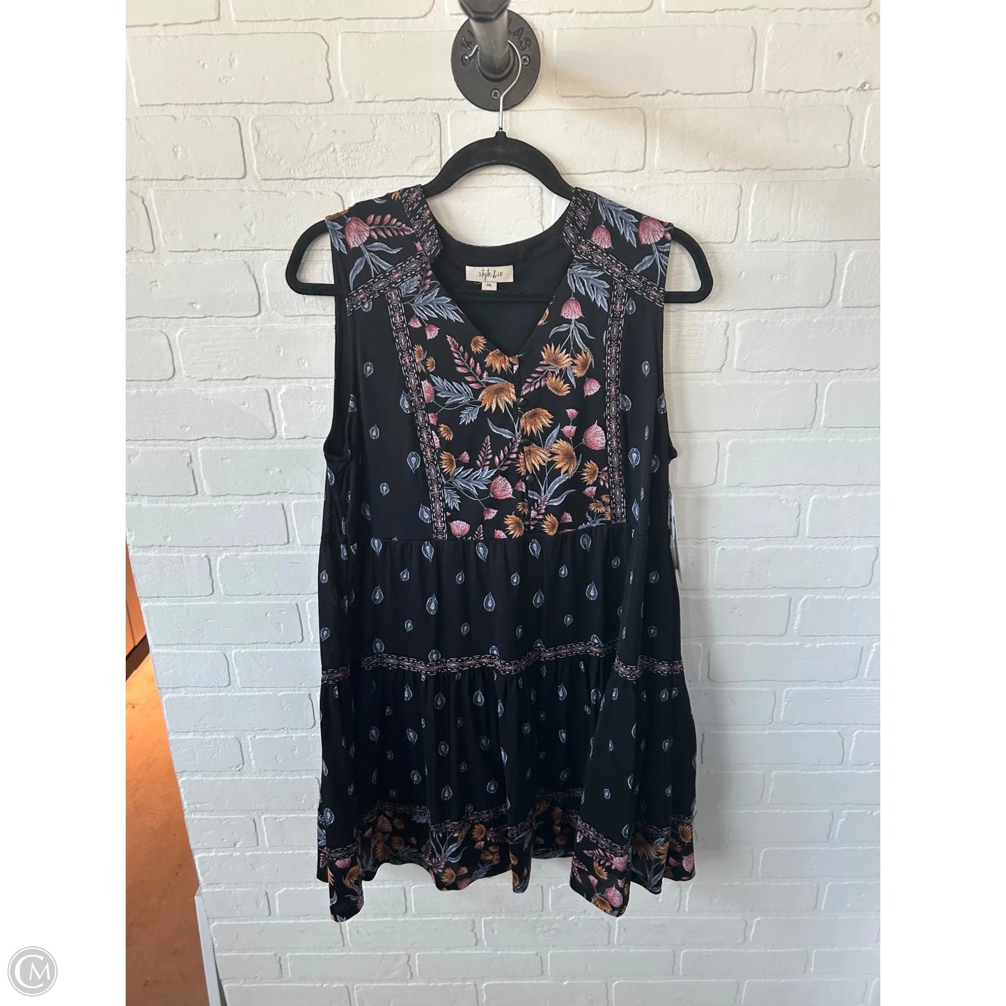 Dress Casual Short By Style And Company In Black, Size: Xlp
