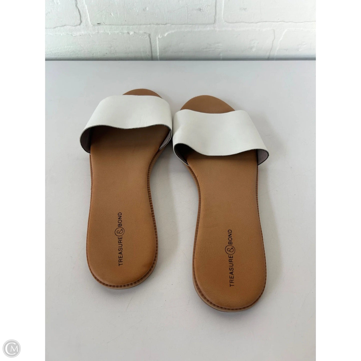 Sandals Flats By Treasure And Bond In White, Size: 10
