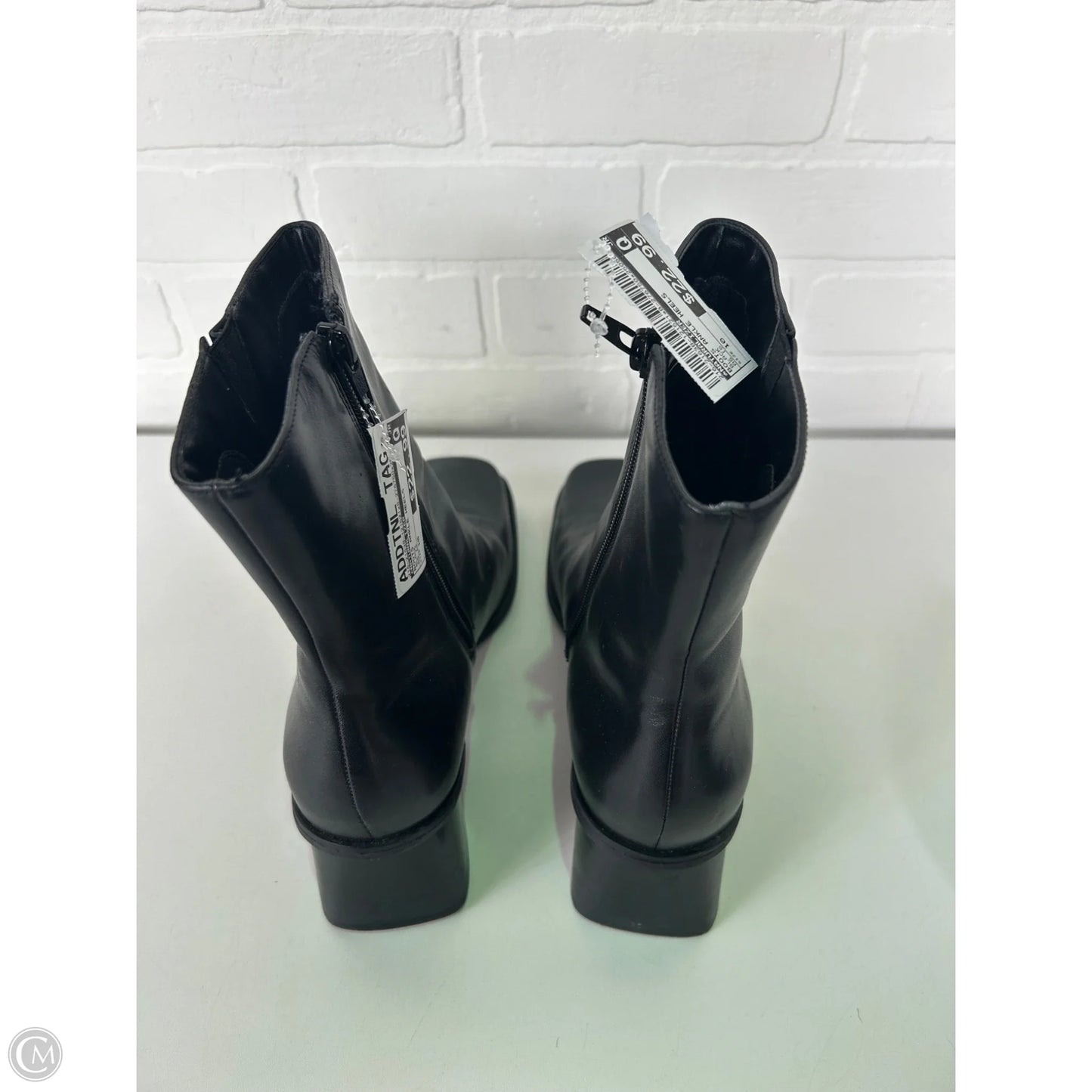 Boots Ankle Heels By Naturalizer In Black, Size: 10