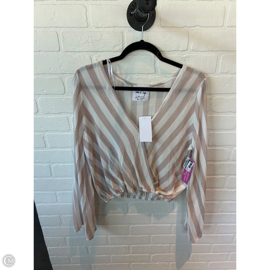 Top Long Sleeve By Clothes Mentor In Tan & White, Size: S