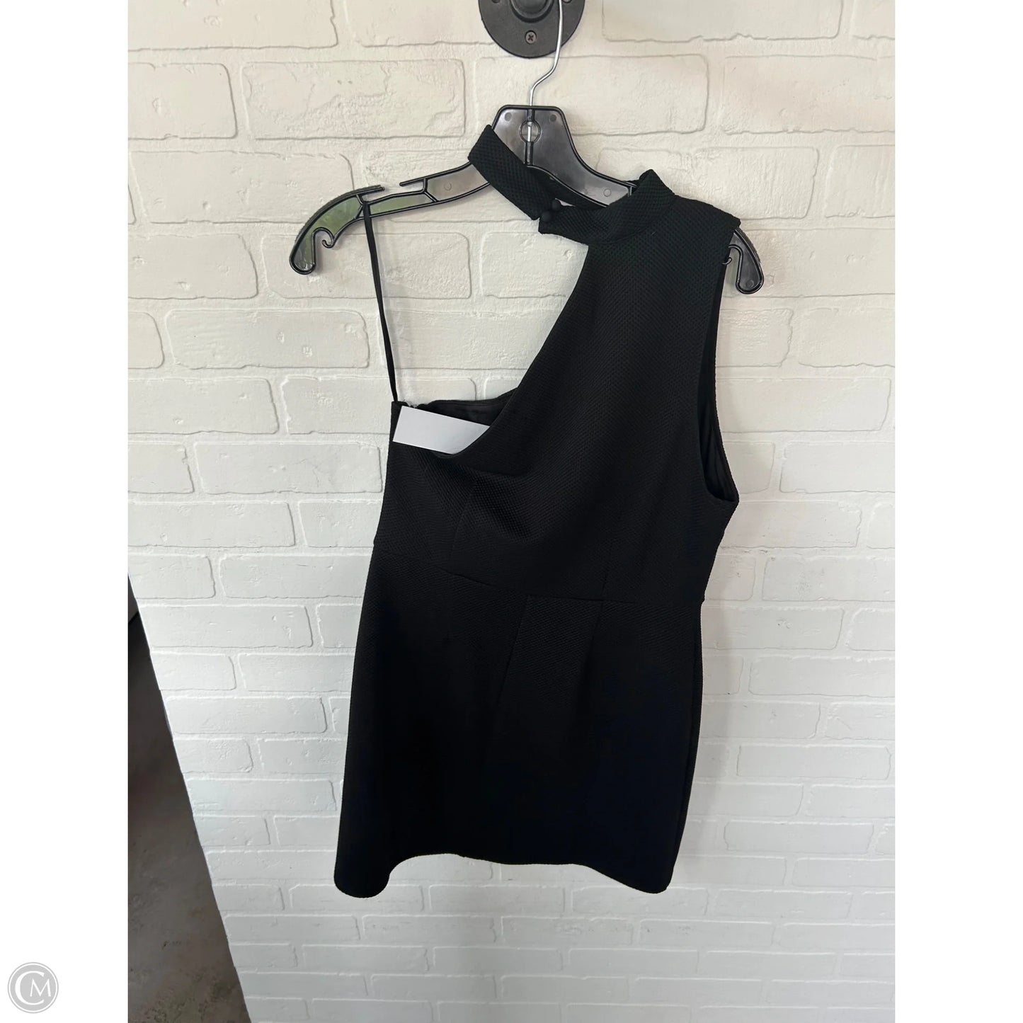 Dress Casual Short By Fabrik In Black, Size: L