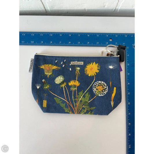 Makeup Bag By Clothes Mentor, Size: Medium