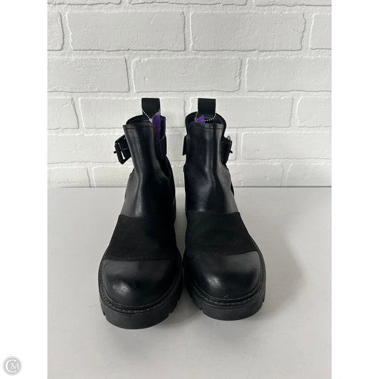 Boots Designer By Ugg In Black, Size: 8.5