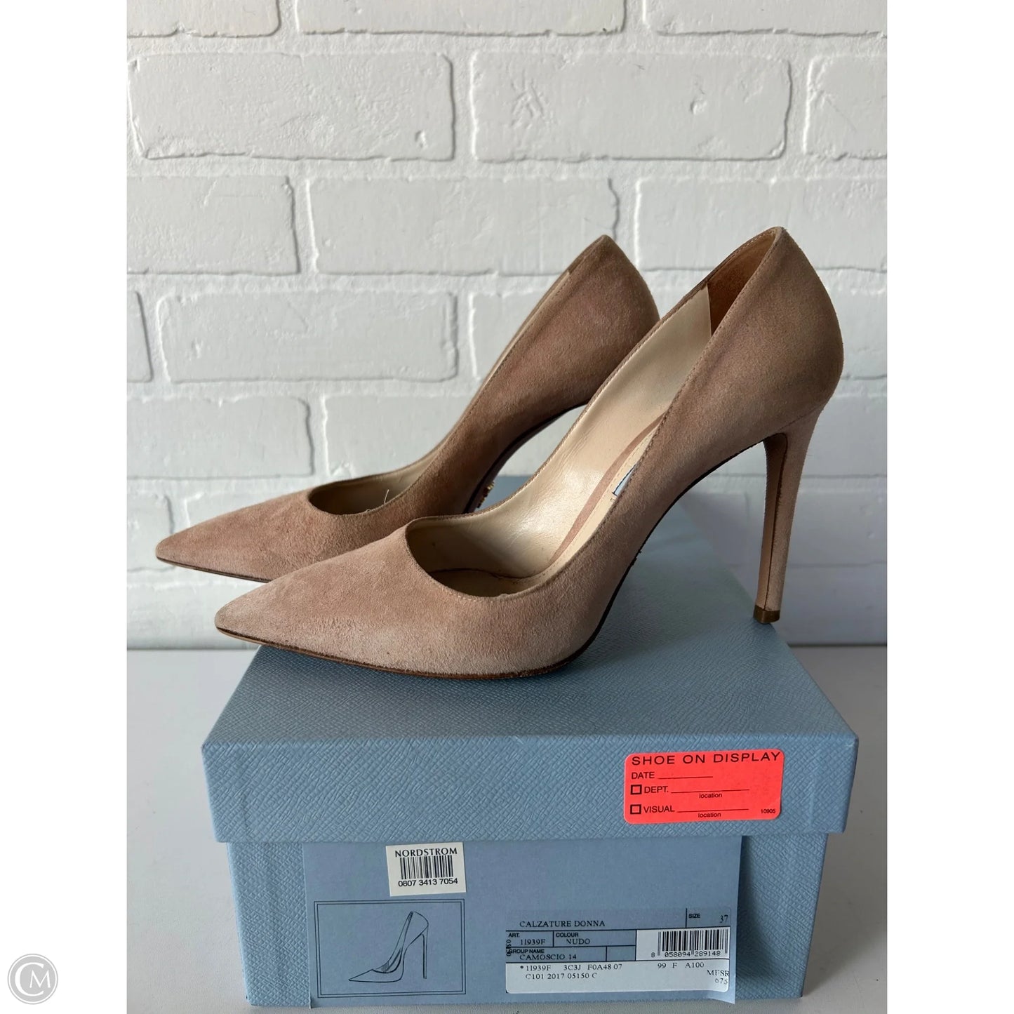 Shoes Luxury Designer By Prada In Tan, Size: 6.5