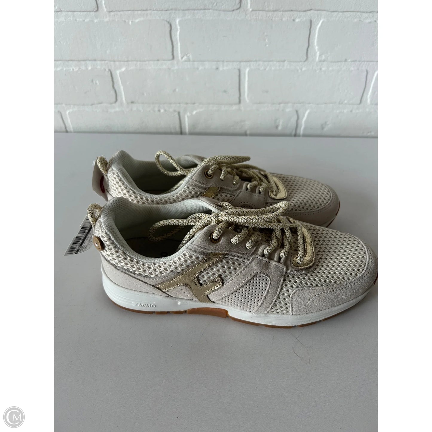 Shoes Athletic By Cmb In Cream, Size: 7.5