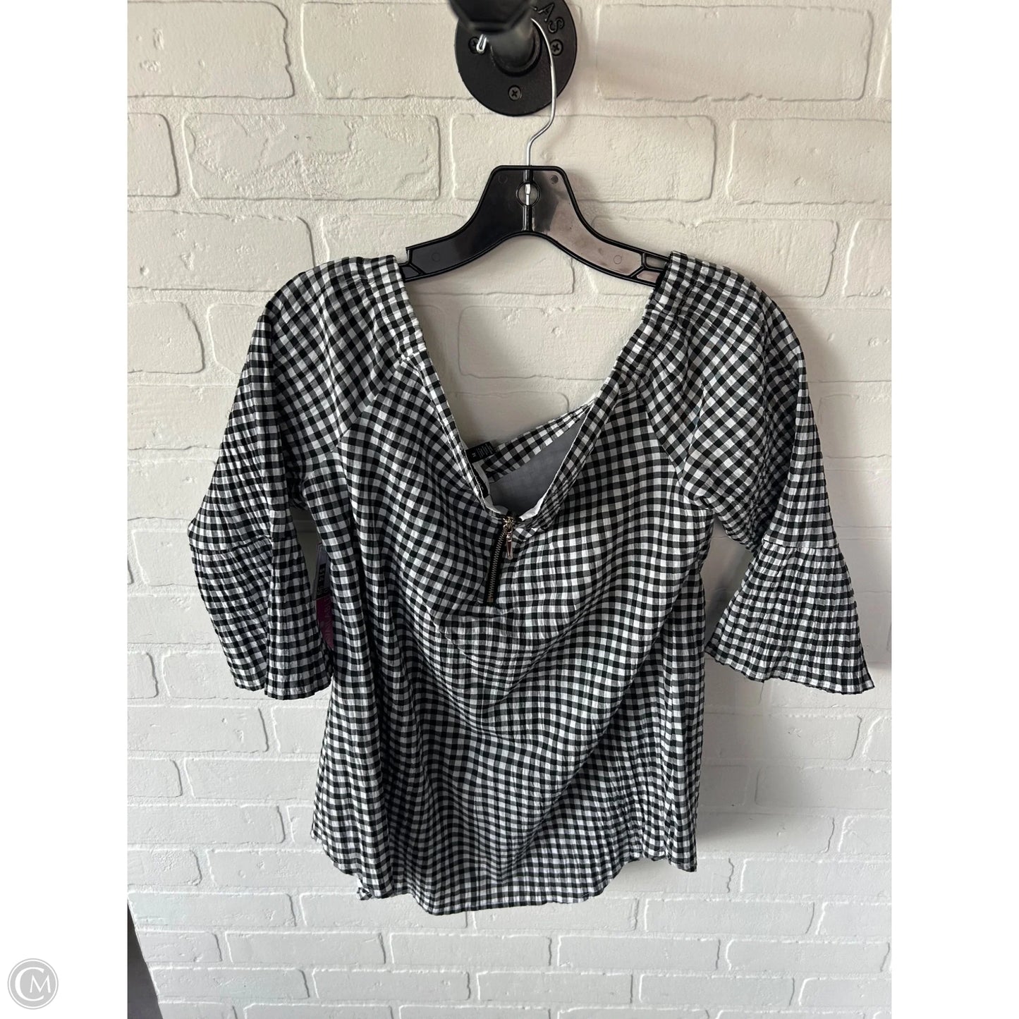 Top 3/4 Sleeve By White House Black Market In Black & White, Size: M