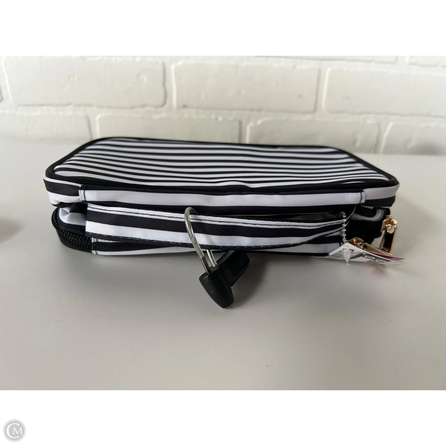 Makeup Bag By Clothes Mentor, Size: Small