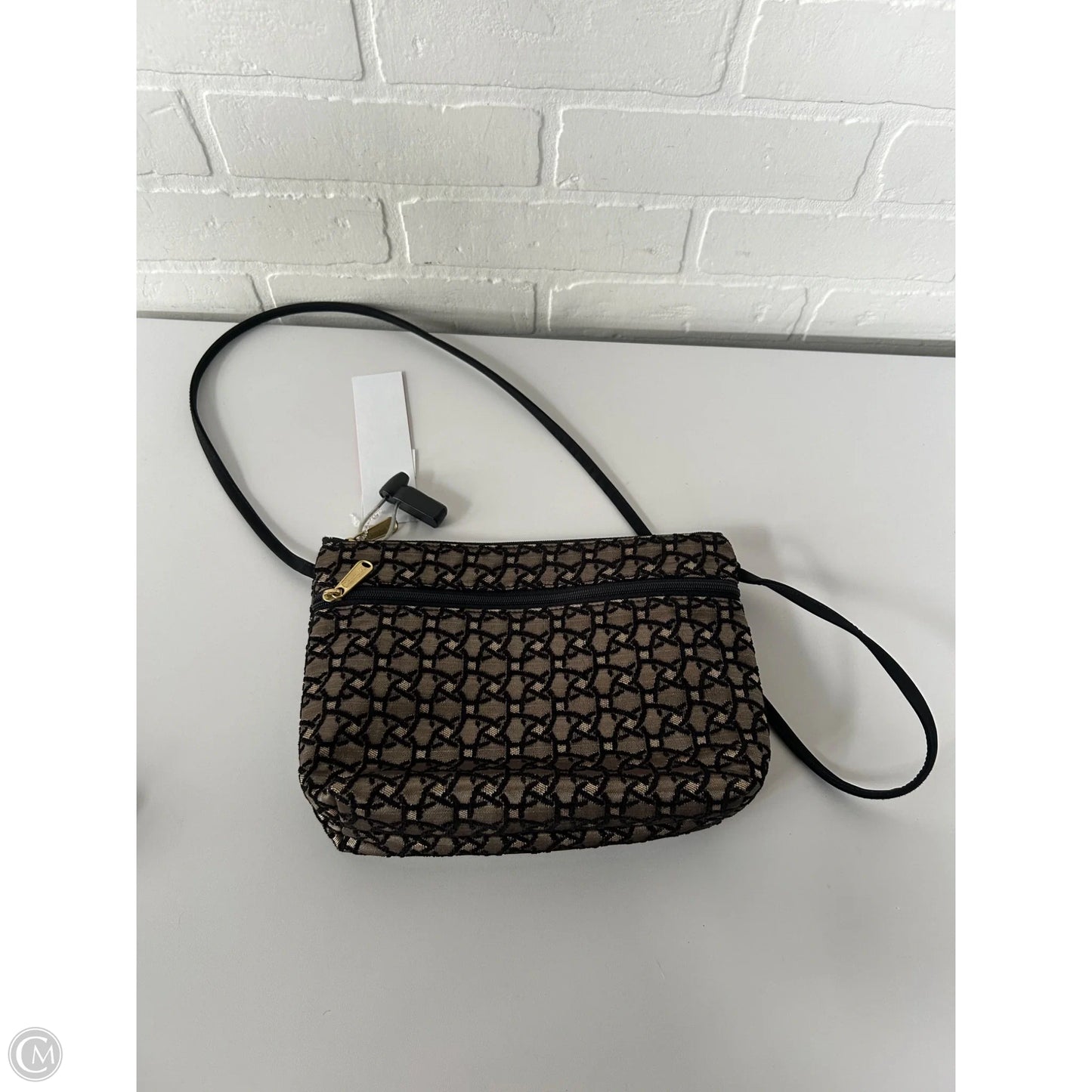 Crossbody By Clothes Mentor, Size: Medium