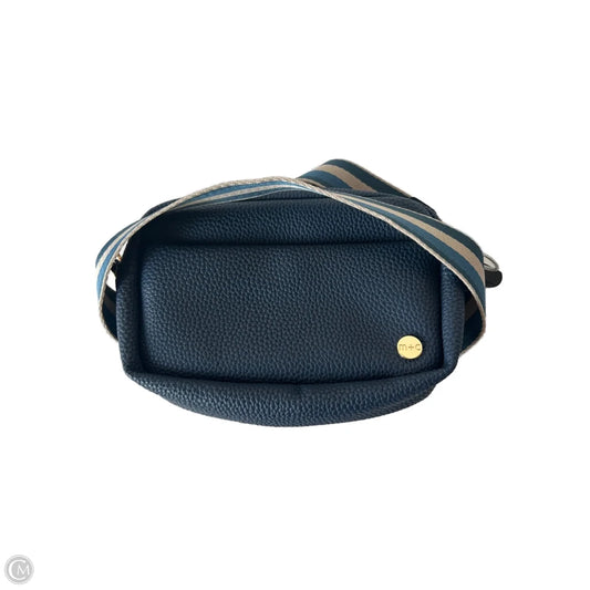 Crossbody By Clothes Mentor, Size: Small