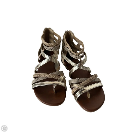 Sandals Flats By So In Silver & Tan, Size: 7