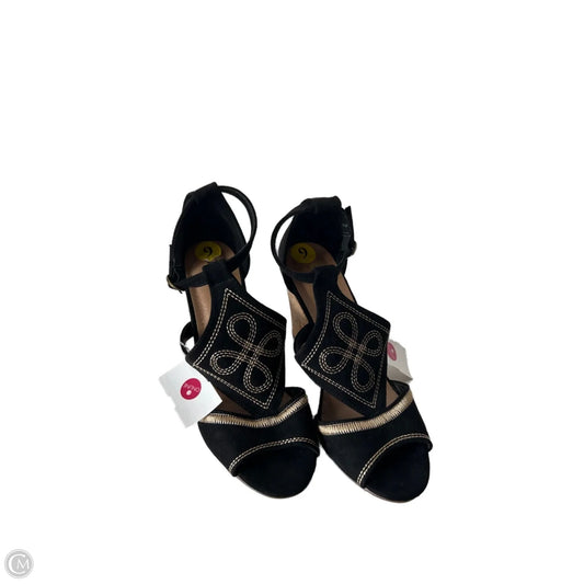 Shoes Heels Wedge By Restricted In Black & Gold, Size: 9