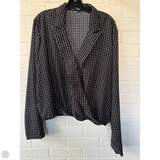 Top Long Sleeve By Express In Black & White, Size: L