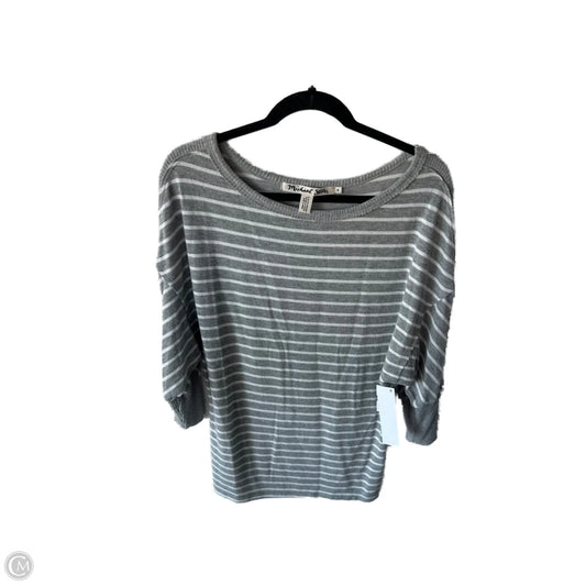 Sweater By Michael Stars In Grey & White, Size: S