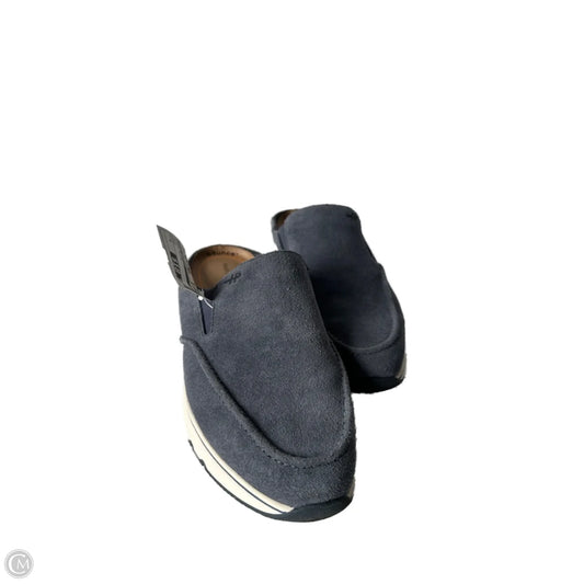 Shoes Flats By Hush Puppies In Blue, Size: 8