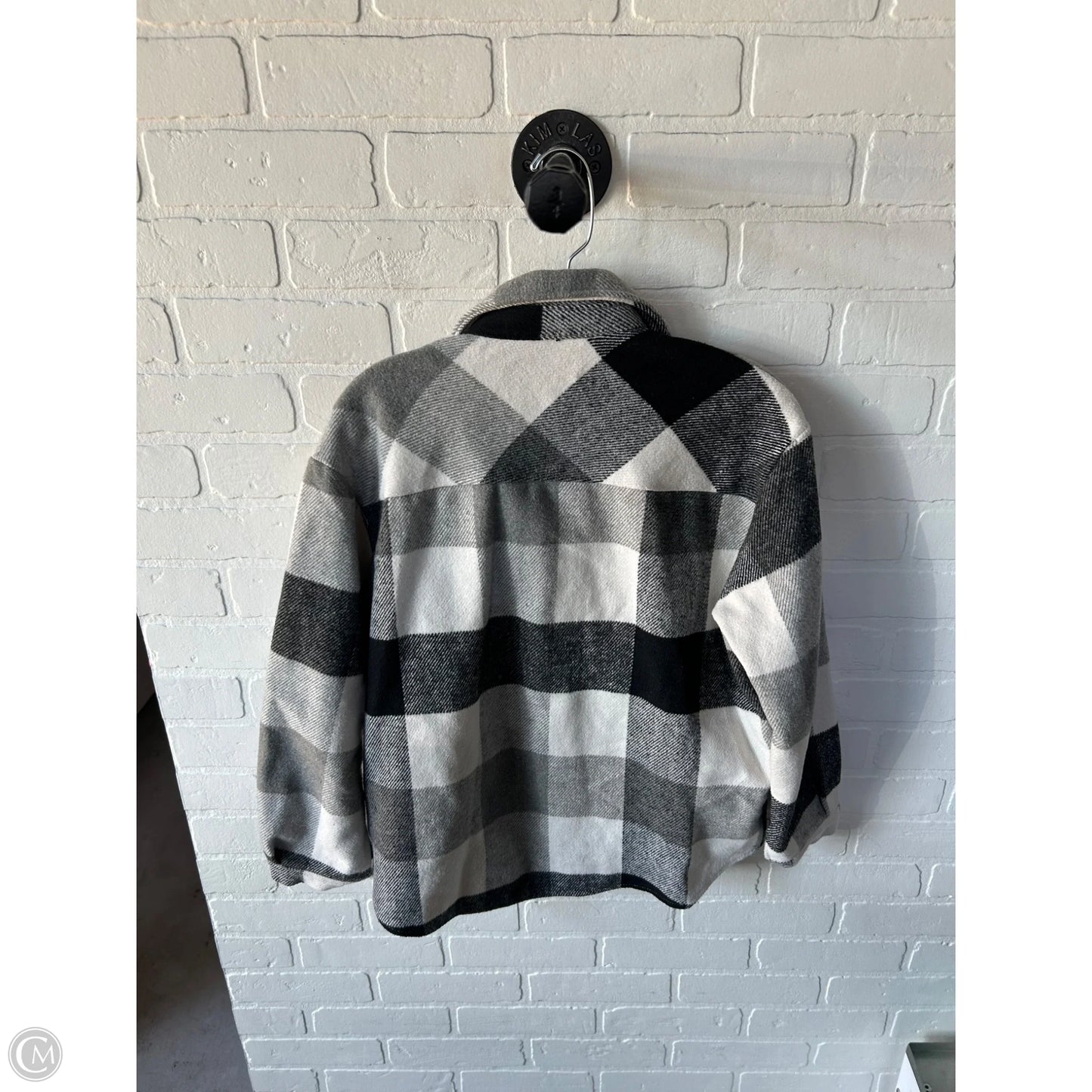 Jacket Shirt By Clothes Mentor In Black & Grey, Size: 2