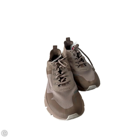 Shoes Athletic By Sorel In Brown, Size: 8