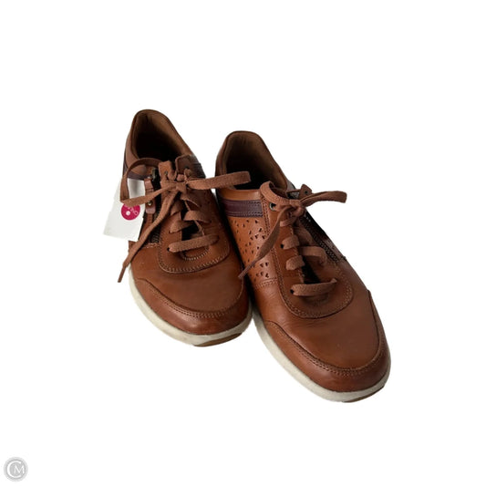 Shoes Sneakers By Cobb Hill In Brown, Size: 8.5