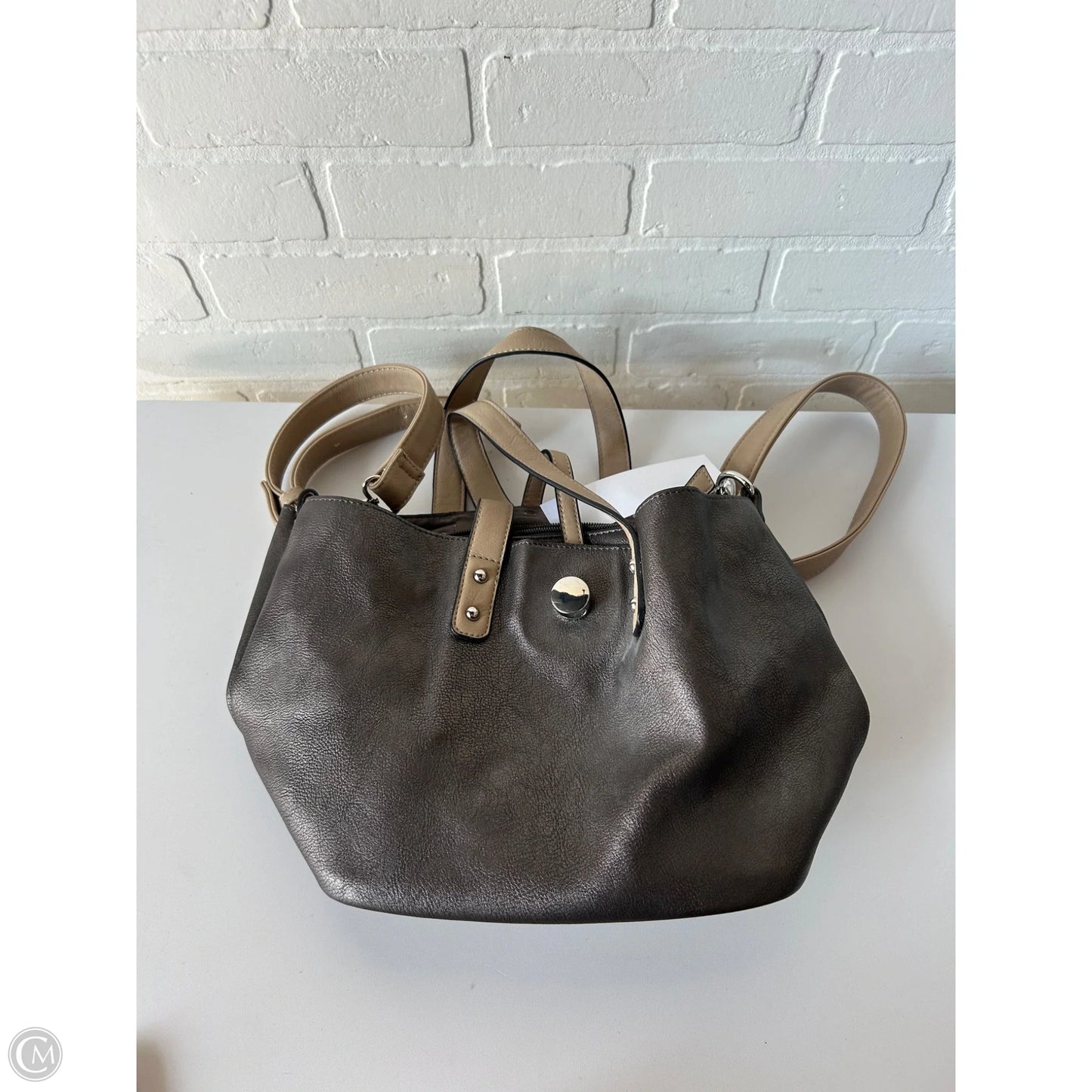 Handbag By Clothes Mentor, Size: Medium