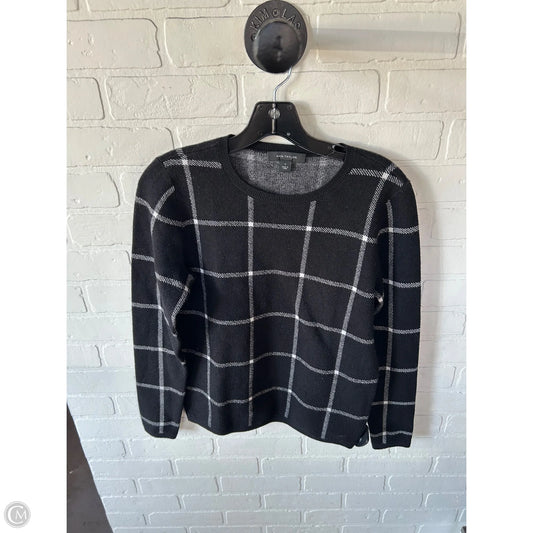 Sweater By Ann Taylor In Black & White, Size: S