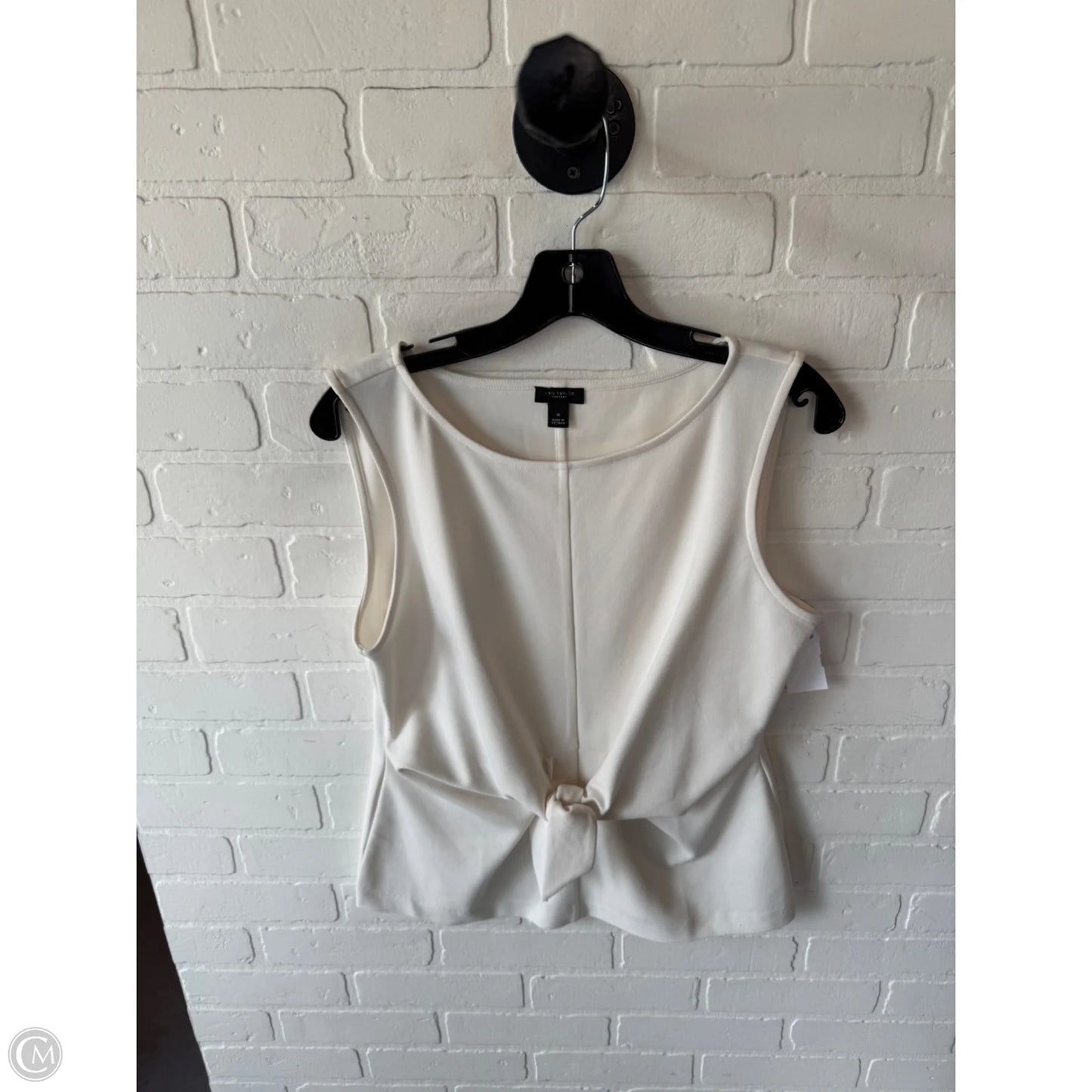 Top Sleeveless By Ann Taylor In Cream, Size: M