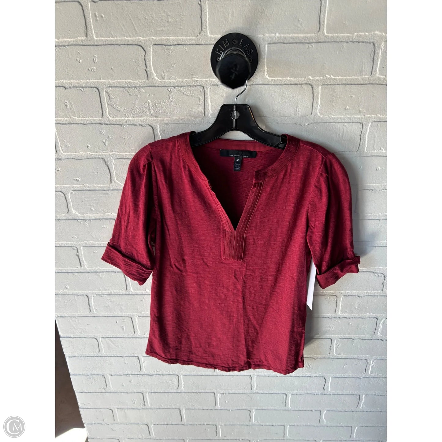 Top Short Sleeve By White House Black Market In Red, Size: Xs
