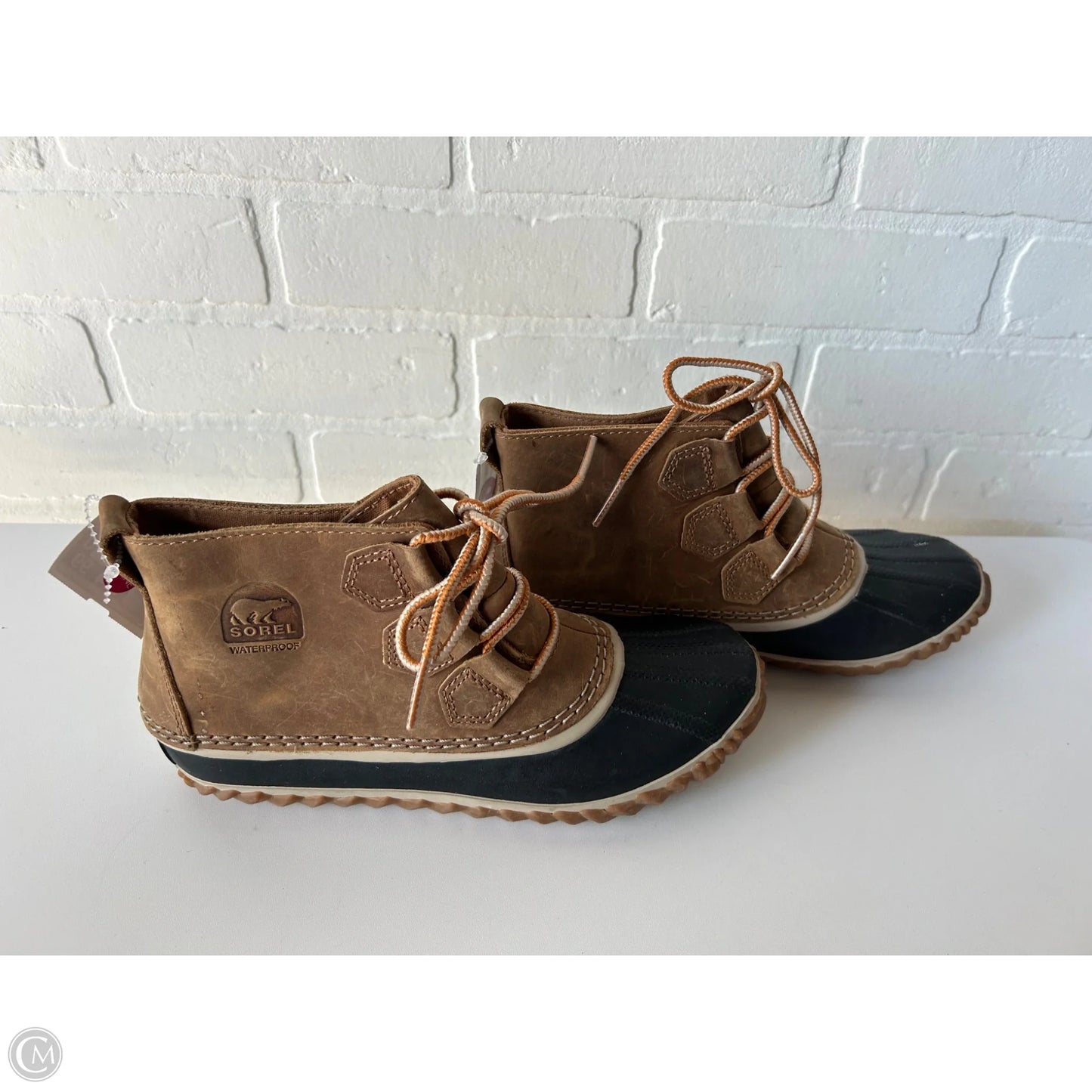 Boots Ankle Flats By Sorel In Black & Tan, Size: 7