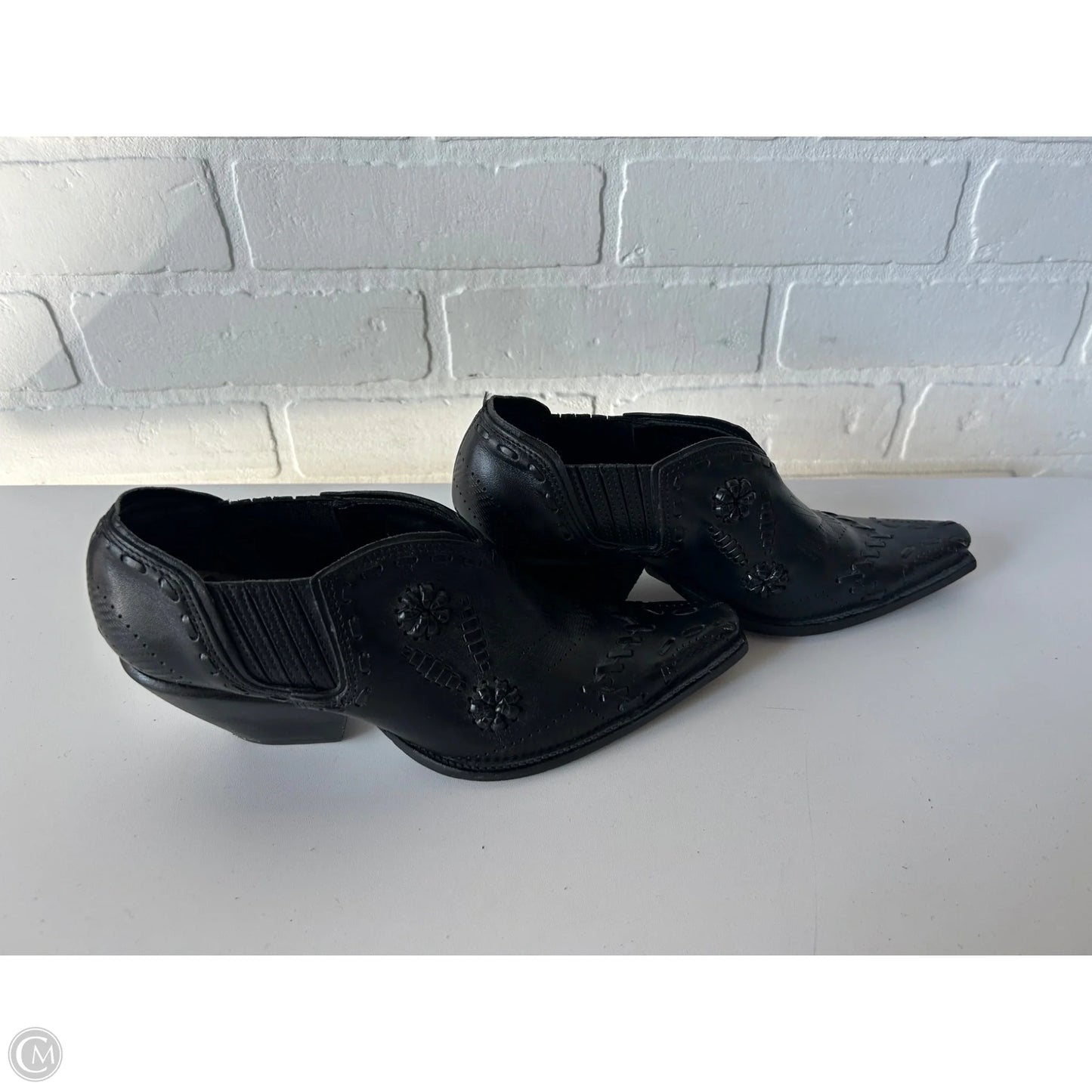Boots Ankle Heels By Bcbgeneration In Black, Size: 6