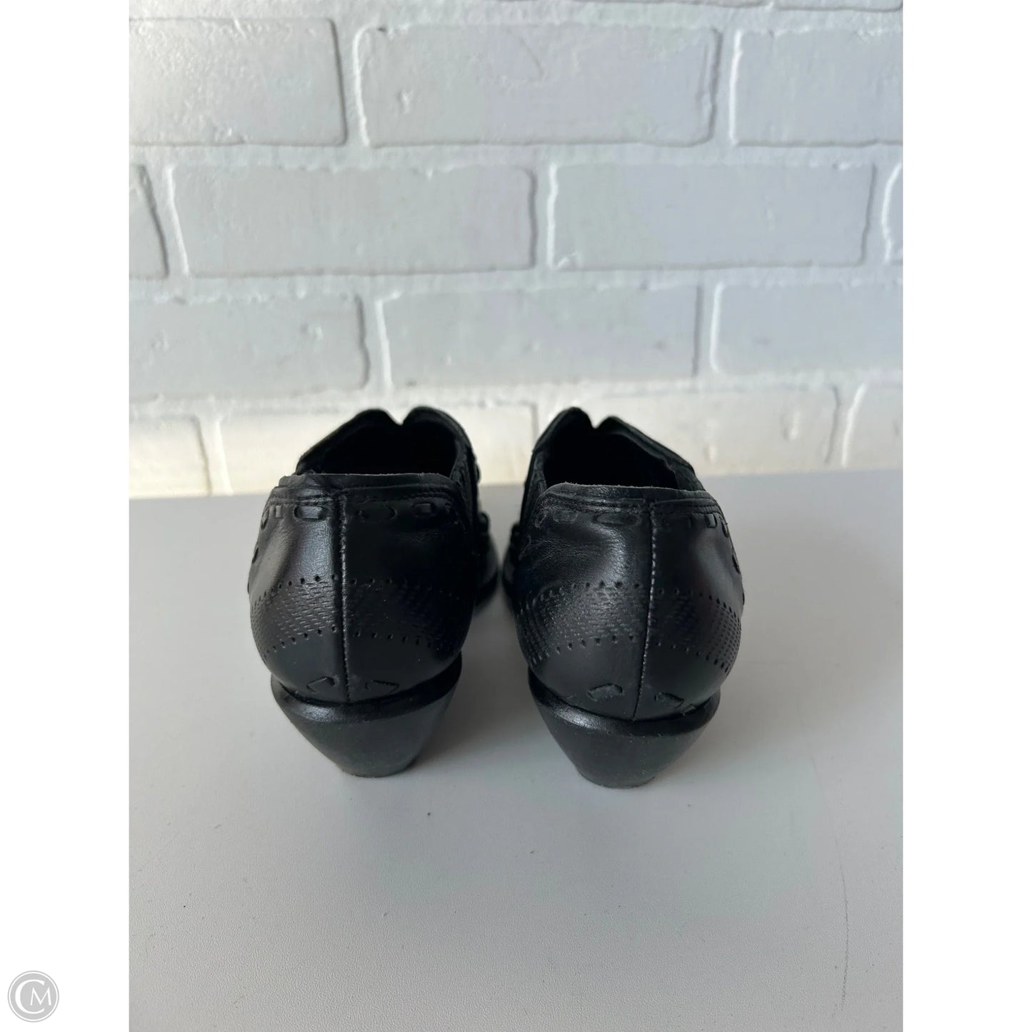 Boots Ankle Heels By Bcbgeneration In Black, Size: 6
