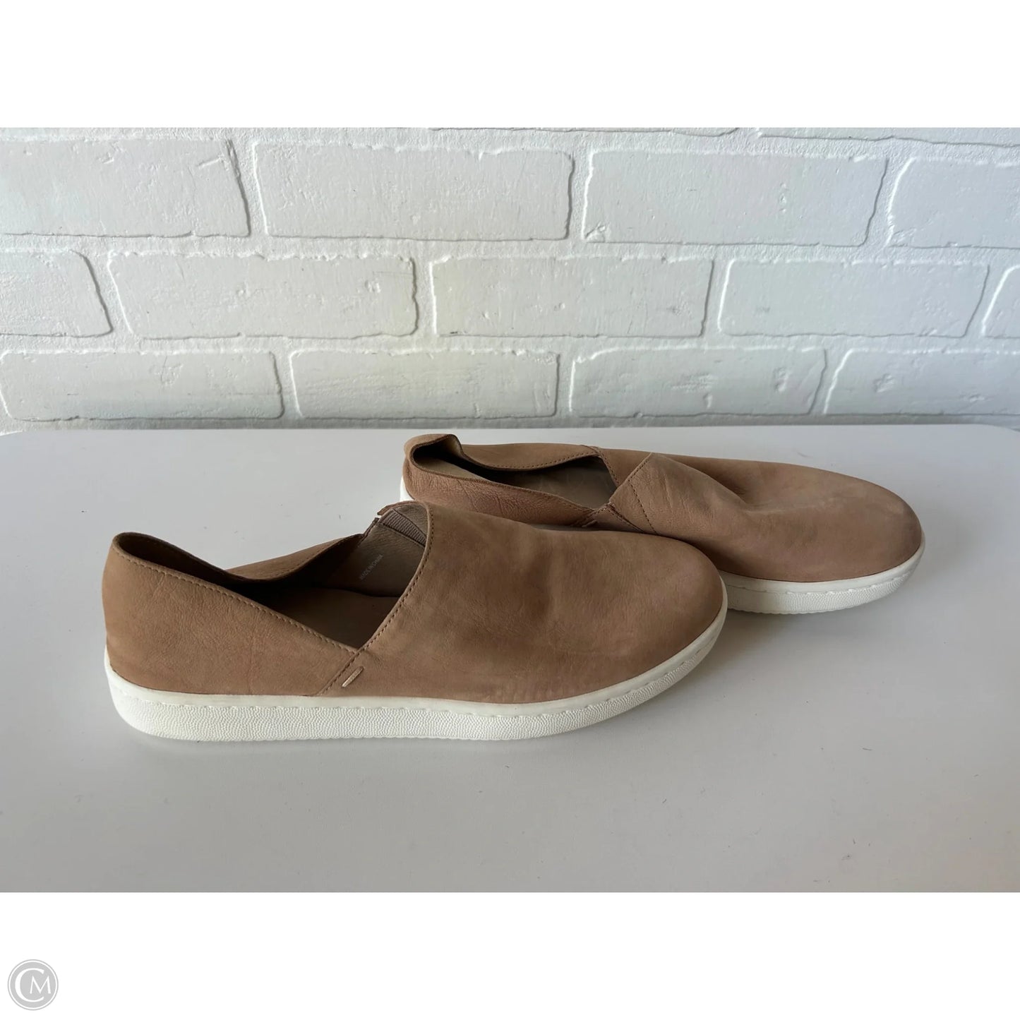 Shoes Flats By Eileen Fisher In Tan, Size: 10