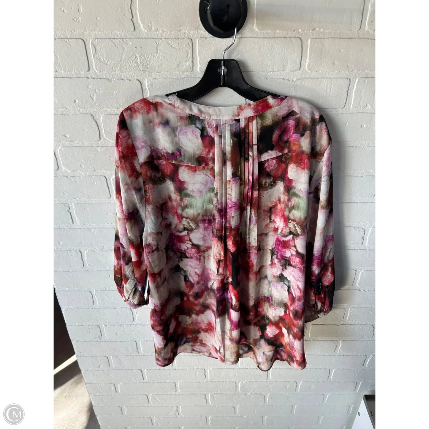 Top Long Sleeve By Not Your Daughters Jeans In Cream & Red, Size: 1x