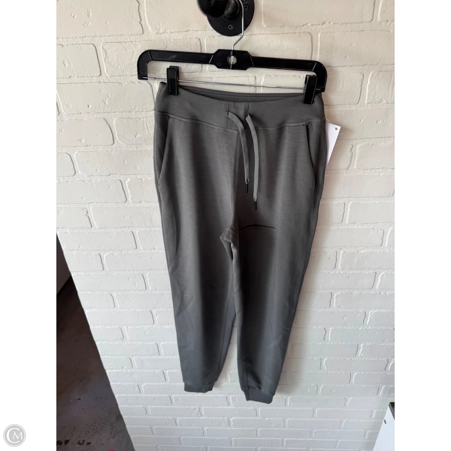 Pants Joggers By Clothes Mentor In Grey, Size: 0