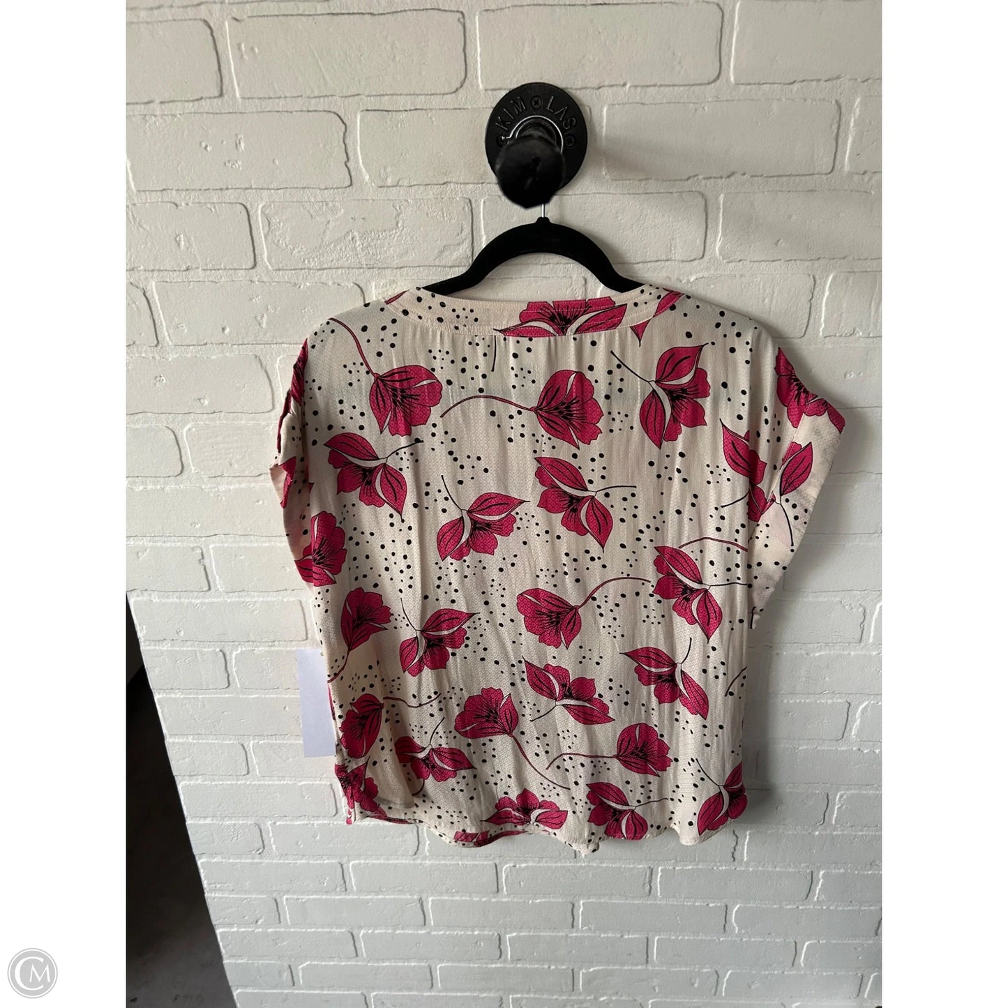 Top Short Sleeve By Cabi In Cream & Pink, Size: S