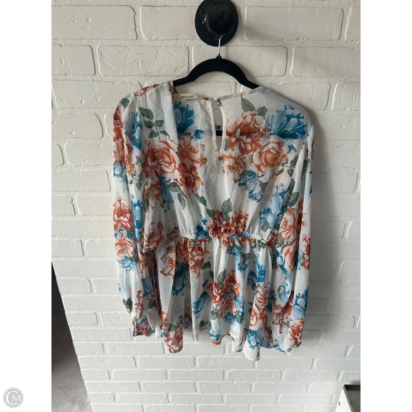 Top Long Sleeve By Andthewhy In Blue & White, Size: M