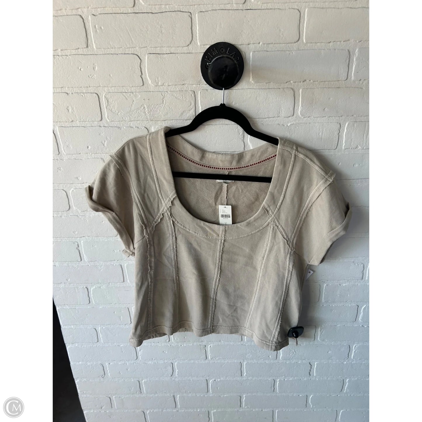 Top Short Sleeve By Pilcro In Tan, Size: M