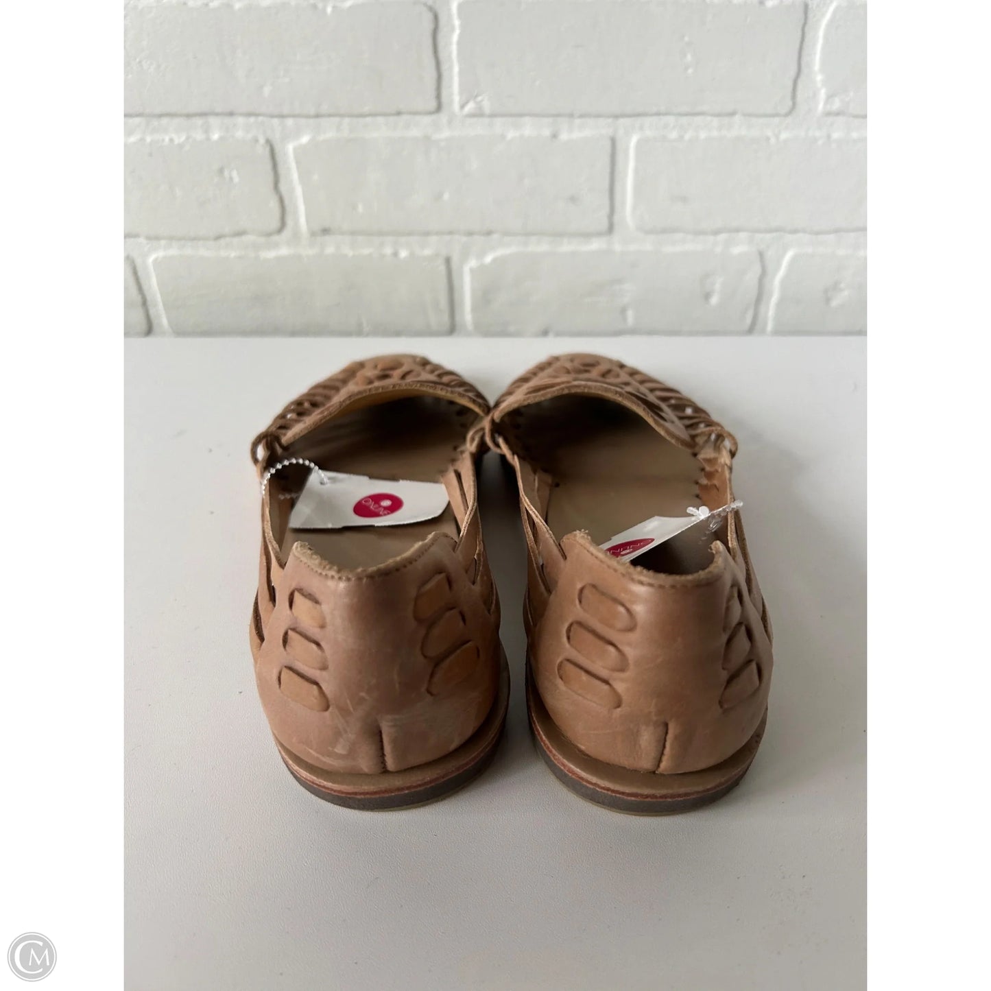 Shoes Flats By Cmc In Brown, Size: 8